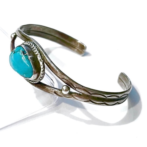 Signed Stunning Vintage Navajo Sleeping Beauty Turquoise Sterling Silver Cuff